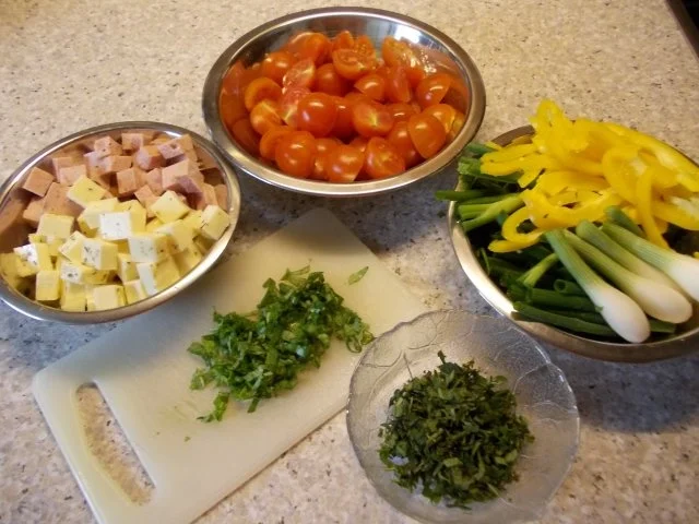 Mediterrane Tomatenpfanne mit Leberkäse - Rezept - Bild Nr. 3