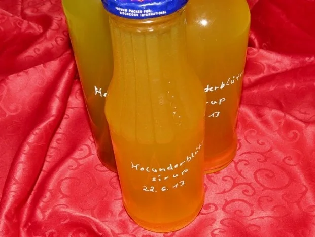 exquisiter Holundersirup - Rezept - Bild Nr. 8