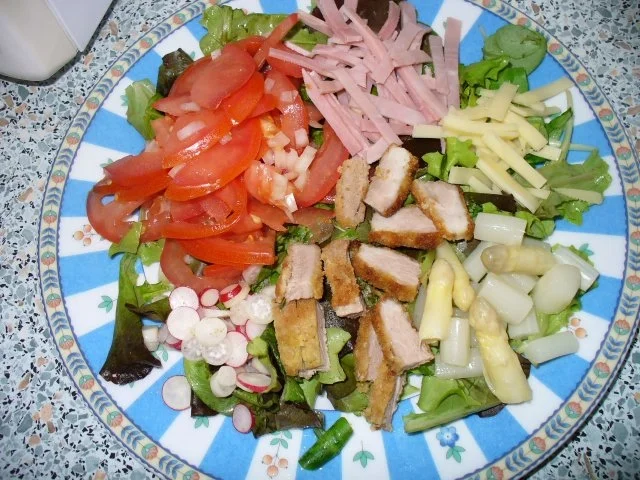 Rezept: Bunte Salatplatte Bunte Salatplatte - Rezept