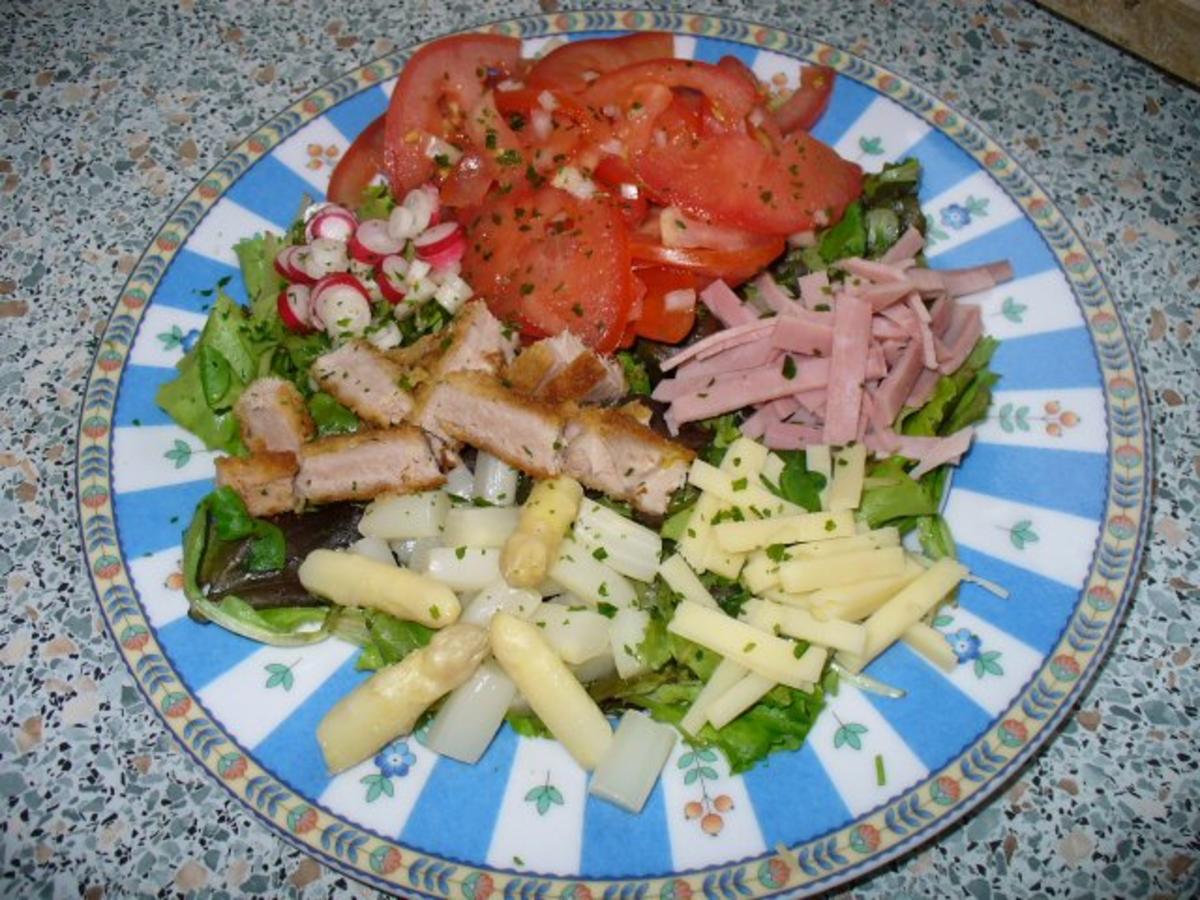 Bunte Salatplatte - Rezept mit Bild - kochbar.de