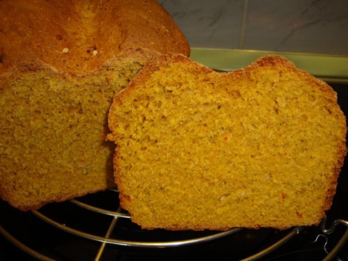 Kürbis- Möhren-Brot - Rezept mit Bild - kochbar.de