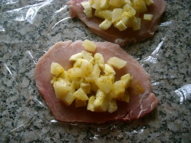 Rezept: Schnweinetasche á la Karibik mit Salat Bild Nr. 4 Schnweinetasche á la Karibik mit Salat - Rezept - Bild Nr. 4