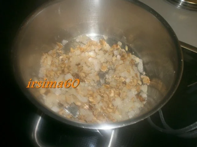 Makkaroni mit  Walnuss - Soße - Rezept - Bild Nr. 4