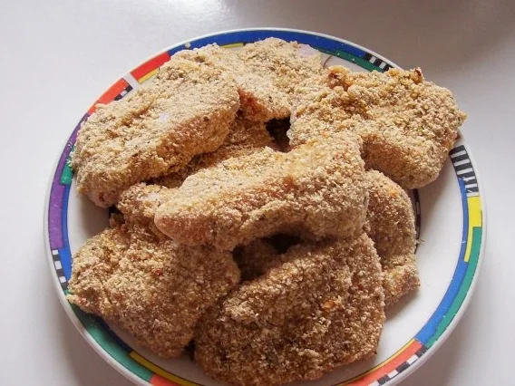 Kleine Schweineschnitzel mit Mandel-Kräuter-Panade - Rezept - Bild Nr. 4