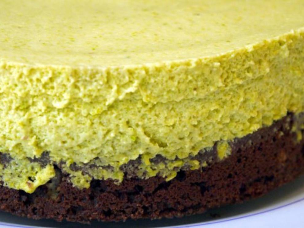 Erdbeer Pistazien Torte - einfach - 192 kcal/100g