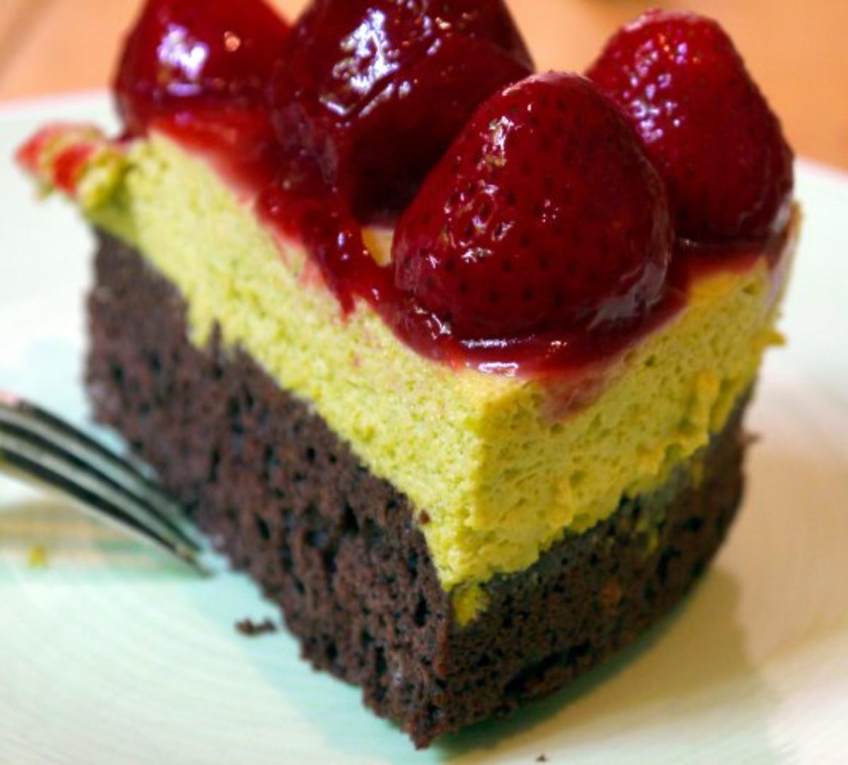 Erdbeer-Pistazien-Torte - Rezept