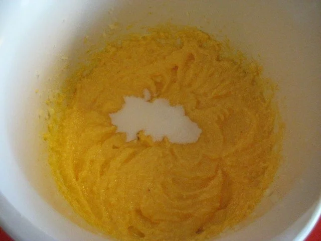 Gugelhupf mit Schokolade - Rezept - Bild Nr. 5