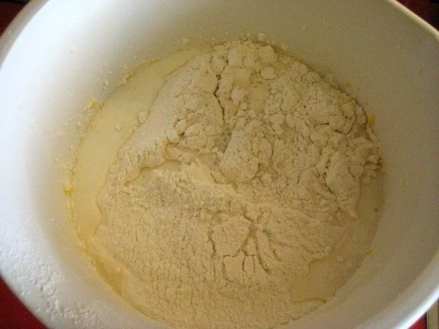 Gugelhupf mit Schokolade - Rezept - Bild Nr. 6