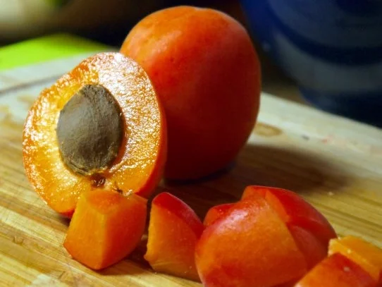 Handgemachte Spaghetti mit Tomaten-Aprikosen-Sugo - Rezept - Bild Nr. 3