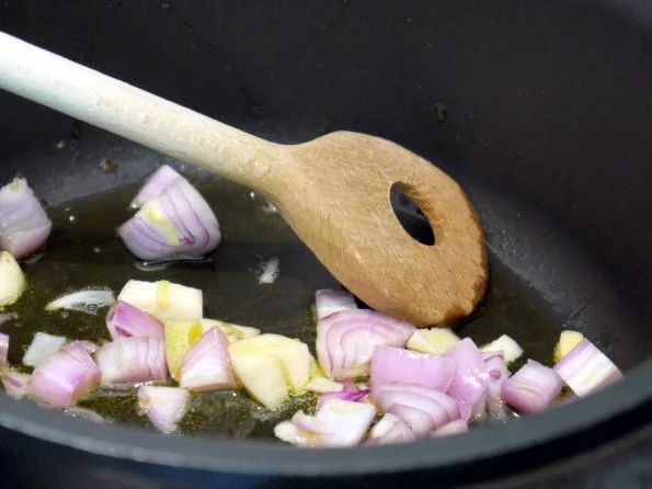 Handgemachte Spaghetti mit Tomaten-Aprikosen-Sugo - Rezept - Bild Nr. 4