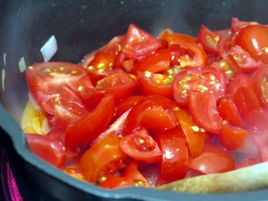 Handgemachte Spaghetti mit Tomaten-Aprikosen-Sugo - Rezept - Bild Nr. 6