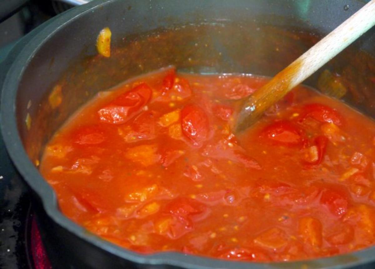 Handgemachte Spaghetti mit Tomaten-Aprikosen-Sugo - Rezept - Bild Nr. 7