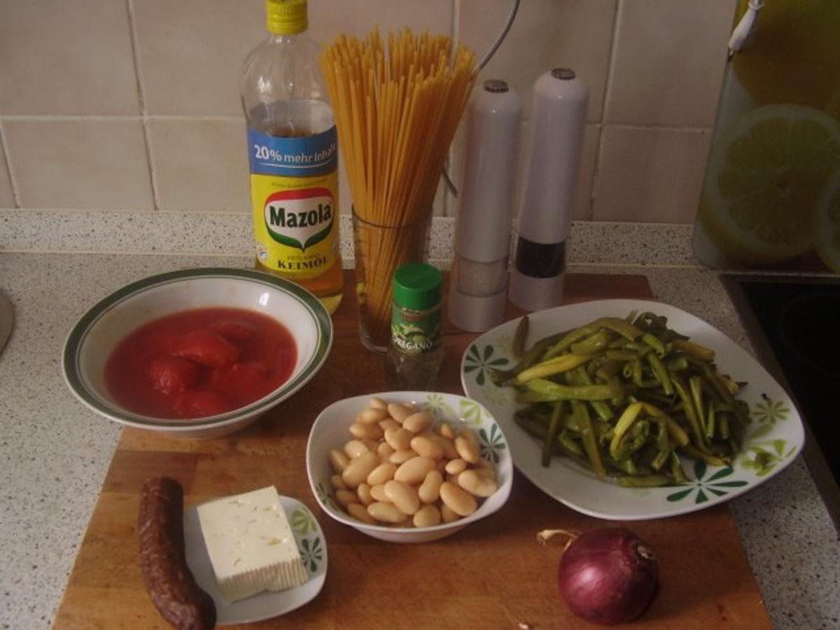 Pasta mit Bohnen und Fetakäse - Rezept - Bild Nr. 2