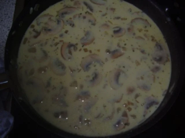 Putenschnitzel mit Pilzrahm und Frühkartoffeln - Rezept - Bild Nr. 8