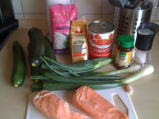 Rezept: Leo´s Zucchini-Lachs-Pfanne Bild Nr. 2 Leo´s Zucchini-Lachs-Pfanne - Rezept - Bild Nr. 2