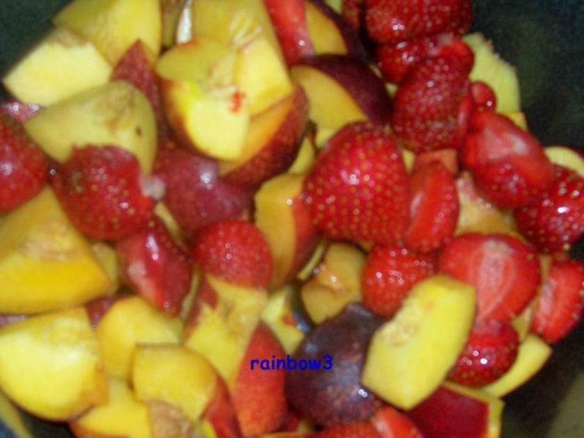 Einmachen: Nektarinen Erdbeer Heidelbeer Marmelade - einfach - von rainbow3 Einmachen: Nektarinen Erdbeer Heidelbeer Marmelade - einfach - von rainbow3