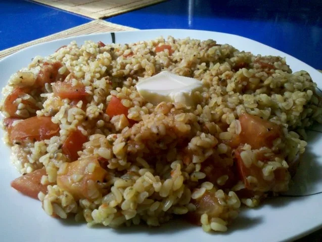 Rezept: Vegetarisch: Bulgurtopf mit Tomaten Vegetarisch: Bulgurtopf mit Tomaten - Rezept