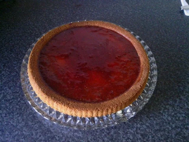 Rezept: Erdbeerkuchen Bild Nr. 7 Erdbeerkuchen - Rezept - Bild Nr. 7