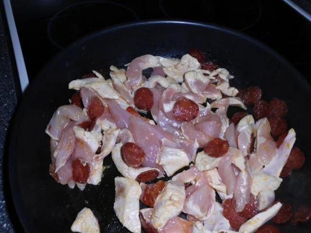 Hähnchen mit scharfem Paprikaknacker in einer Kresse-Basilikum-Rahmsauce - Rezept - Bild Nr. 7