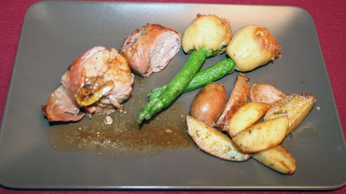 Gefülltes Schweinefilet, frittierte Zucchini und Kartoffeln - Rezept