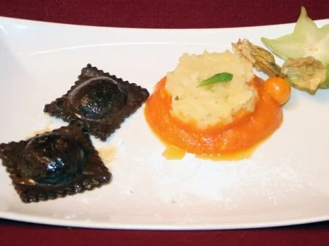 Schokoravioli mit Apfel-Papaya-Ragout - Rezept
