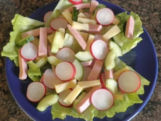 Bunter Käse - Wurst - Salat ... - Rezept - Bild Nr. 6