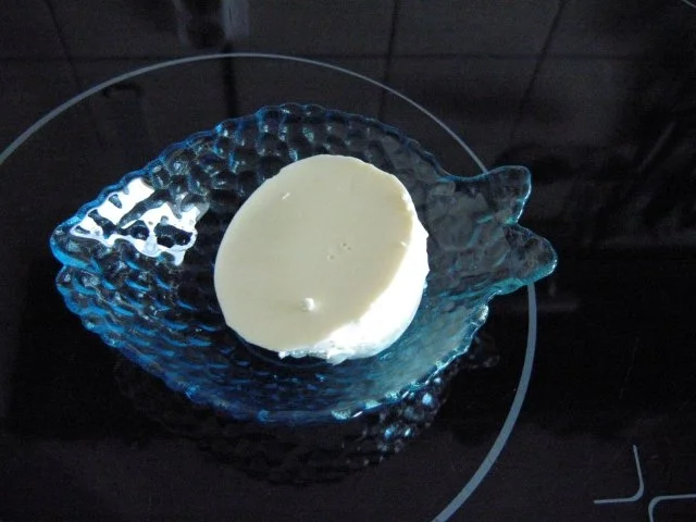 Rezept: Holunderblüten-Sahne-Pannacotta Bild Nr. 2 Holunderblüten-Sahne-Pannacotta - Rezept - Bild Nr. 2