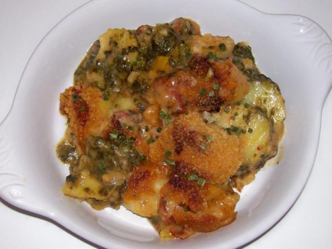 Kartoffel Spinat Gratin mit Gorgonzola und Tomaten - einfach - 62 kcal/100g