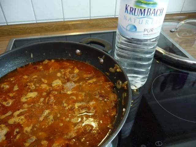 Rezept: Schwein : Gulasch vom Schweinehals (Kamm) Bild Nr. 13 Schwein : Gulasch vom Schweinehals (Kamm) - Rezept - Bild Nr. 13