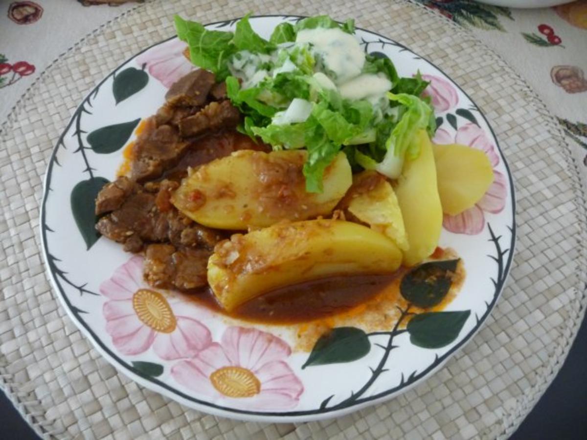 Bilder für Schwein : Gulasch vom Schweinehals (Kamm) - Rezept