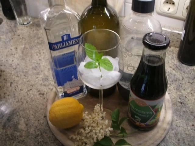 Getränke: Hugo, der Schreckliche - Rezept - Bild Nr. 2