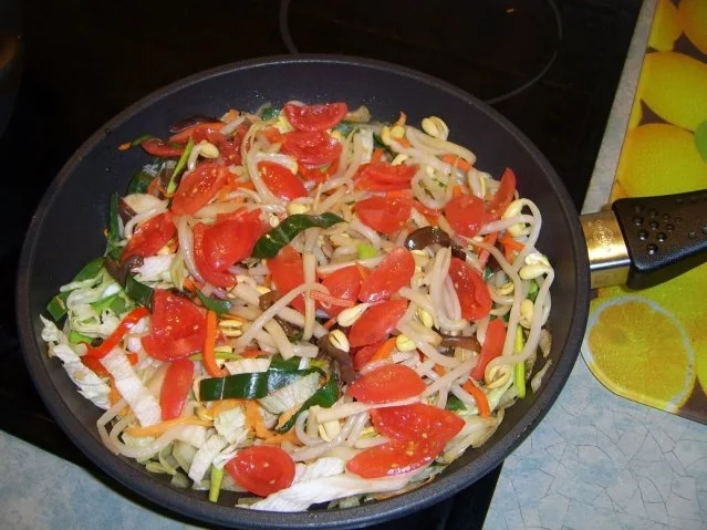 Rezept: Asia 3 Ländersuppe Bild Nr. 10 Asia 3 Ländersuppe - Rezept - Bild Nr. 10