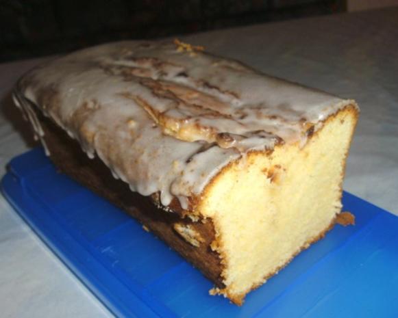 Sandkuchen mit leichtem Zitronenaroma und herrlich fluffig ...
