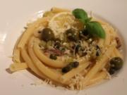 Spaghetti mit Sardellen, Kapern & Oliven - Rezept