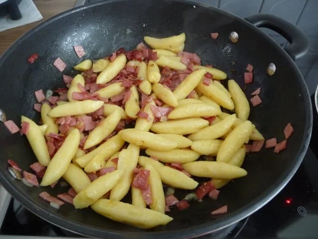 Fixe Küche : Schupfnudel - Pfanne mit Spargelspitzen - Rezept - Bild Nr. 9