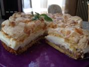 Zitronen-Sahnetorte mit Mandel-Baiser-Haube - Rezept
