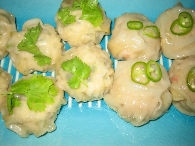 gedämpfte Wan Tan mit Huhn und Garnelen - Rezept