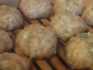 gedämpfte Wan Tan mit Huhn und Garnelen - Rezept - Bild Nr. 2