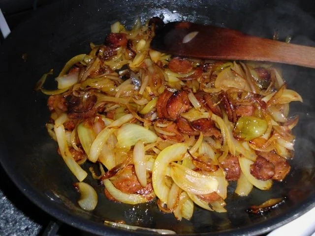 Omelette aus Ungarn mit der zweiten Hälfte vom ungarischen Paprikaknacker - Rezept - Bild Nr. 5