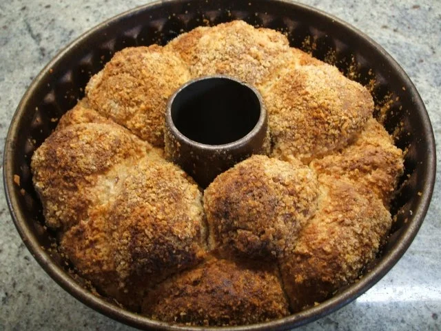 Rezept: Backen: Zupfgugelhupf mit frischen Marillen (Aprikosen) Bild Nr. 10 Backen: Zupfgugelhupf mit frischen Marillen (Aprikosen) - Rezept - Bild Nr. 10