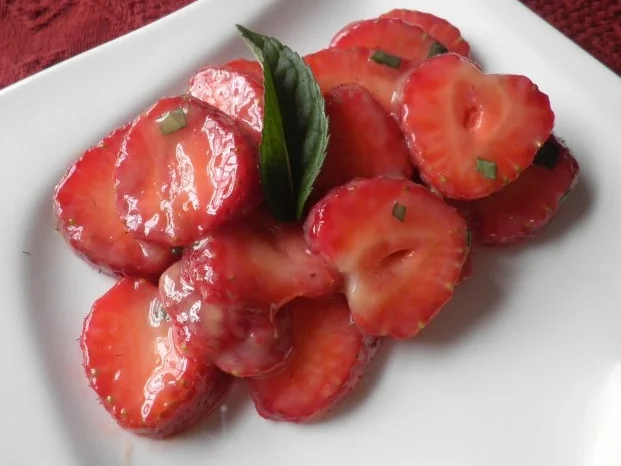 Holunder - Joghurt - Mousse ... - Rezept - Bild Nr. 4