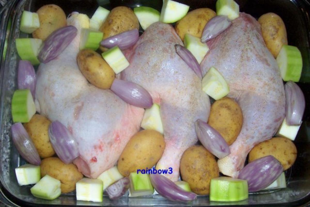 Kochen: Hähnchenschenkel mit Drillingen und Zucchini - Rezept - Bild Nr. 2