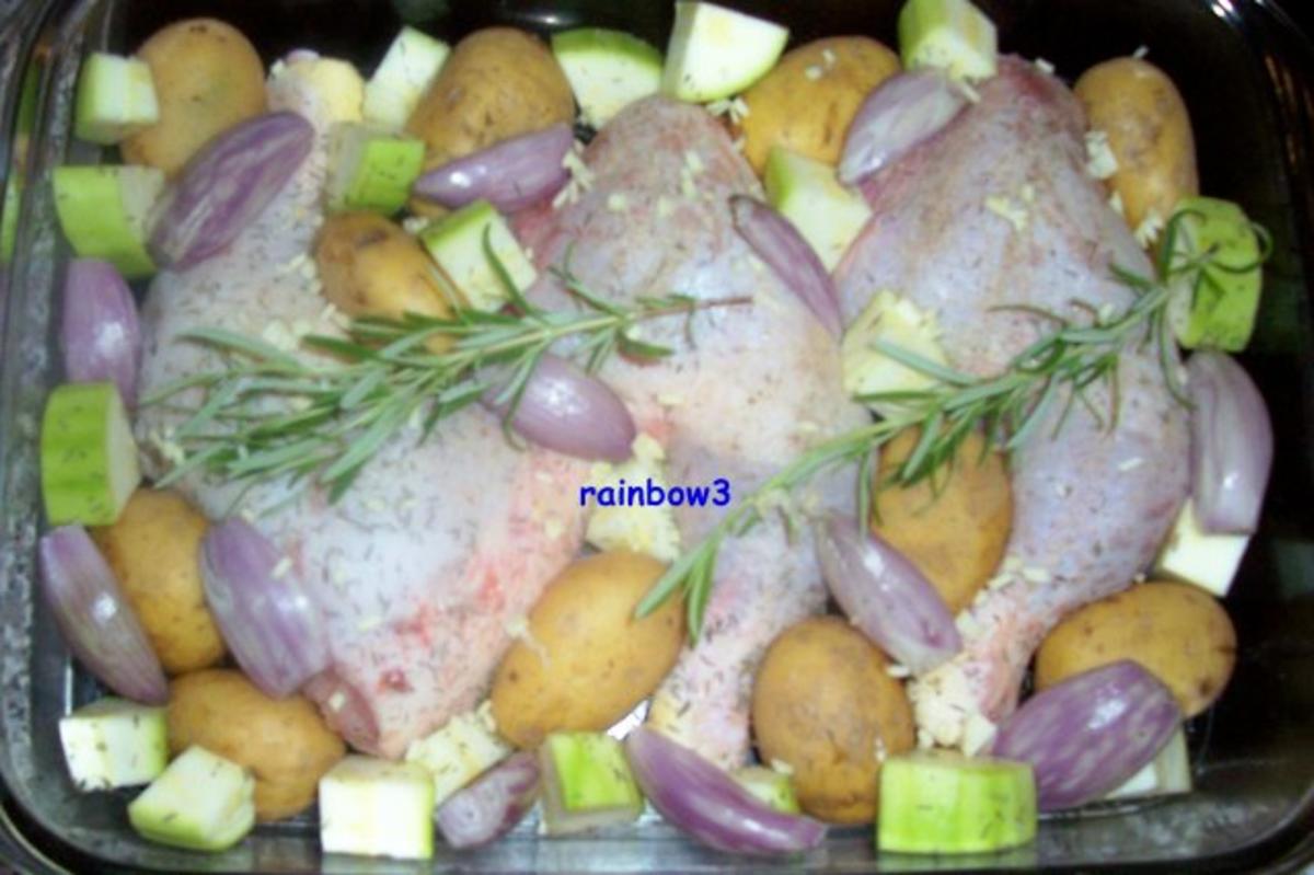 Kochen: Hähnchenschenkel mit Drillingen und Zucchini - Rezept - Bild Nr. 3