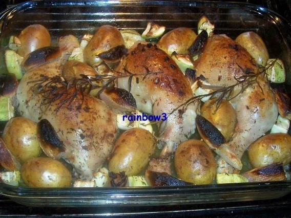 Rezept: Kochen: Hähnchenschenkel mit Drillingen und Zucchini Bild Nr. 4 Kochen: Hähnchenschenkel mit Drillingen und Zucchini - Rezept - Bild Nr. 4