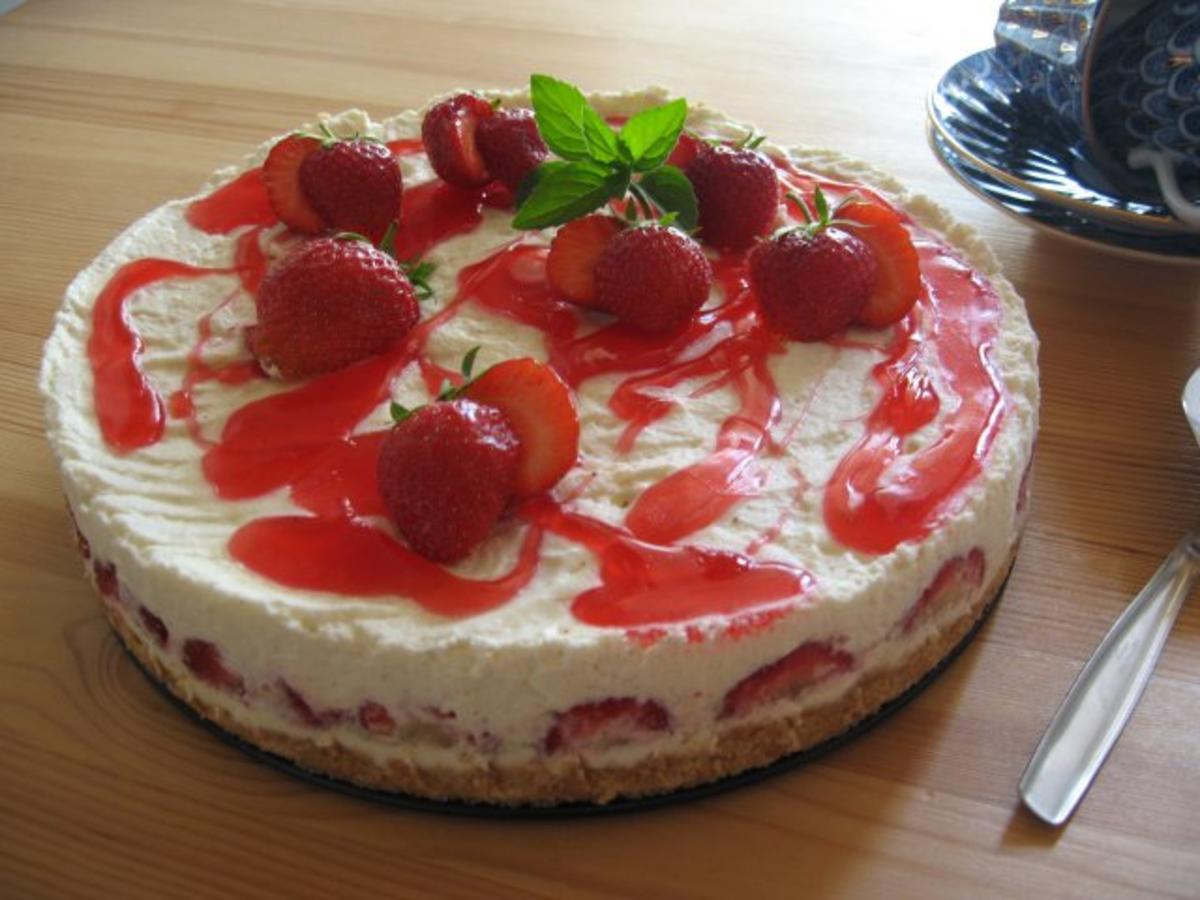 Erdbeer - Frischkäse - Torte - Rezept