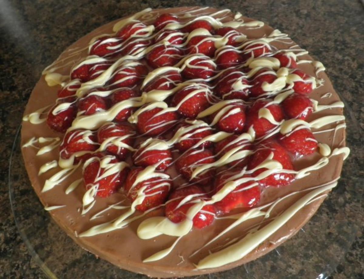 Mascarponetorte mit viiiiiel Schokolade und Erdbeeren - Rezept - Bild Nr. 22