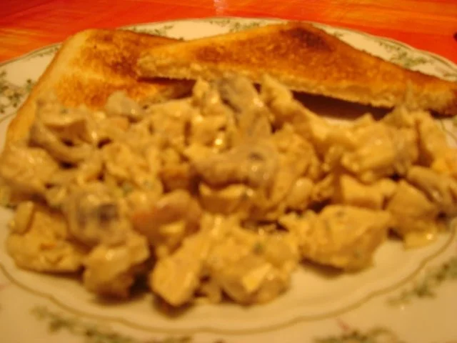 Rezept: Brathähnchensalat Brathähnchensalat - Rezept