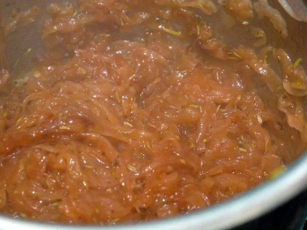 Rezept: Karamellisierter Zwiebelkuchen Bild Nr. 5 Karamellisierter Zwiebelkuchen - Rezept - Bild Nr. 5