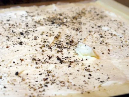 Rezept: Karamellisierter Zwiebelkuchen Bild Nr. 6 Karamellisierter Zwiebelkuchen - Rezept - Bild Nr. 6