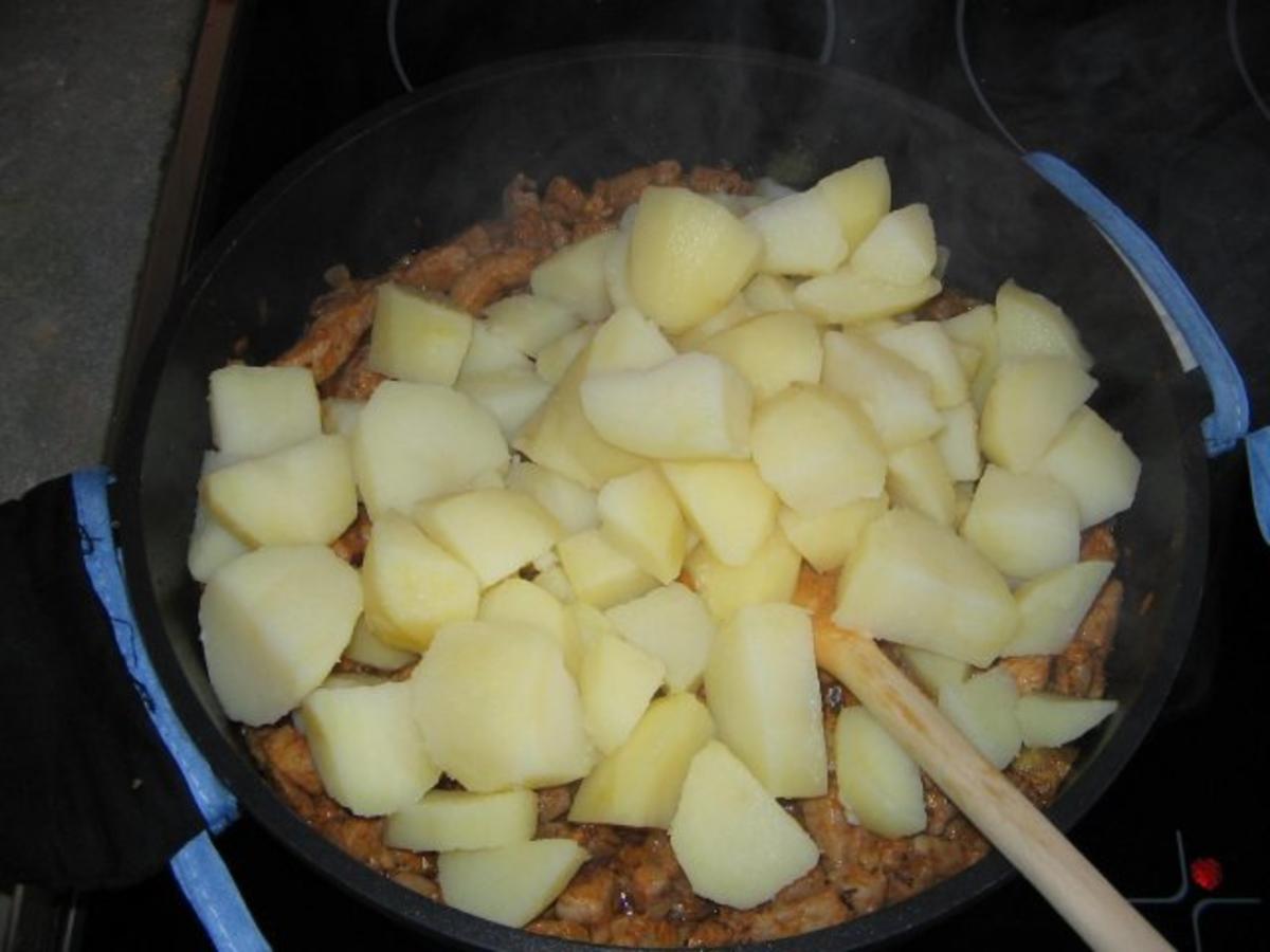 Geschnetzteltes Gyros Art mit Kartoffeln - Rezept - Bild Nr. 3